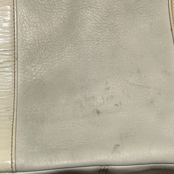 Coach ivory large purse/tote - Picture 3 of 7